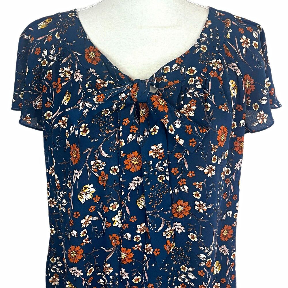 Sara Michelle Women’s L Navy Fall Floral V-Neck Tie Flutter Blouse EUC